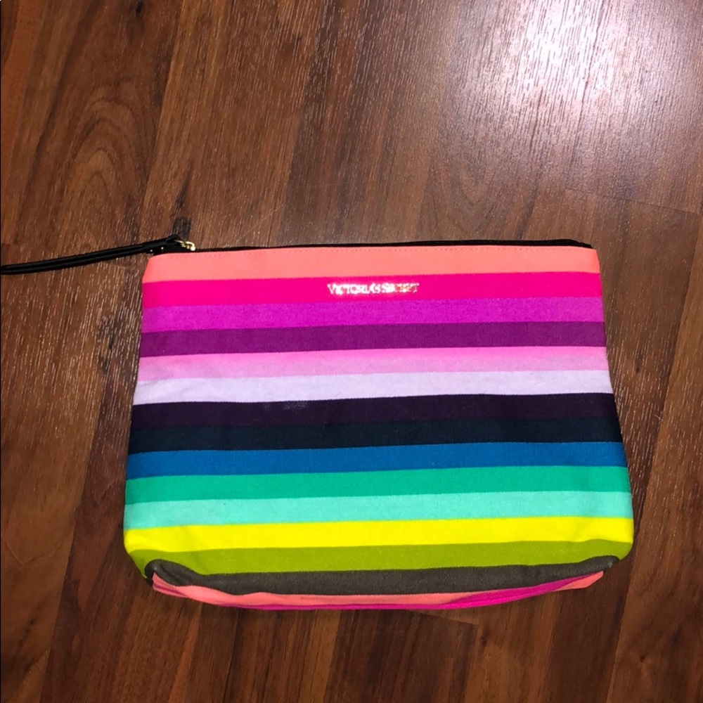 Victoria Secret small bag 🌈